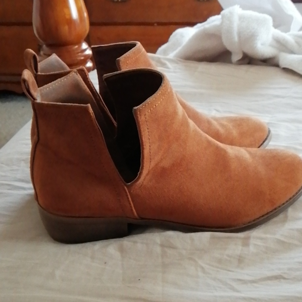 Ladies boots - Picture 2 of 3